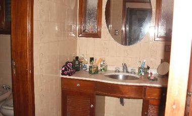 VENTA CASA 4 AMBIENTES COCHERA 2 AUTOS VALENTIN ALSINA LANUS