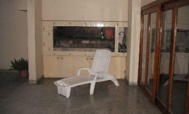 VENTA CASA 4 AMBIENTES COCHERA 2 AUTOS VALENTIN ALSINA LANUS