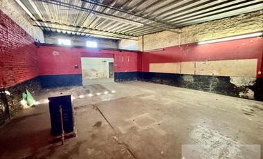 Local en venta sobre Av. San Martin Florencio Varela.