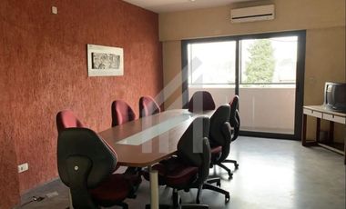 Edificio en venta - Martinez - Lote propio. 390 m2 - Frente a Unicenter.