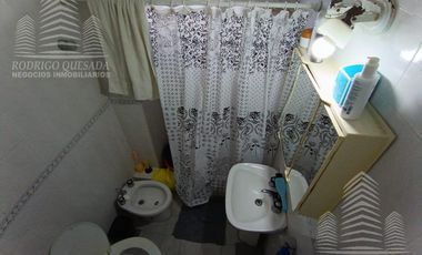 Cómodo 2 amb sobre Chiozza, a 100 mts del mar!!