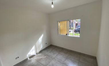 Departamento Emilio Mitre 352, Ezeiza