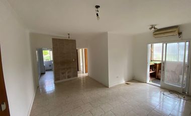 Departamento Emilio Mitre 352, Ezeiza