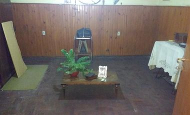 VENTA CASA 4 AMB 100  M2 JARDIN TERRAZA LANUS OESTE