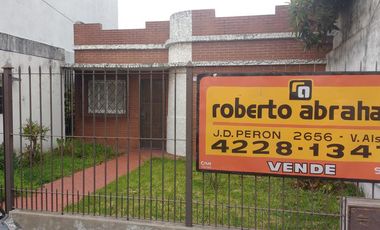 VENTA CASA 4 AMB 100  M2 JARDIN TERRAZA LANUS OESTE