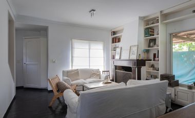 Casa en venta en barrio cerrado El Portal en San Isidro