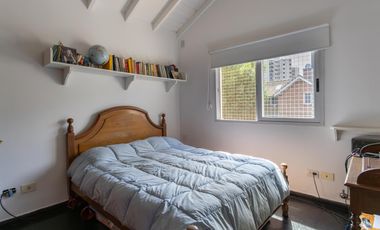 Casa en venta en barrio cerrado El Portal en San Isidro