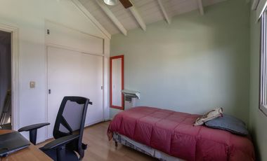 Casa en venta en barrio cerrado El Portal en San Isidro