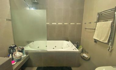 VENTA CASA 6 AMB 375 M2 PISCINA QUINCHO JARDÍN GARAGE LANUS