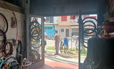 Venta Locales - González Catán - Zona comercial