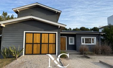 Casa en venta en Costa Esmeralda en la isla del Golf