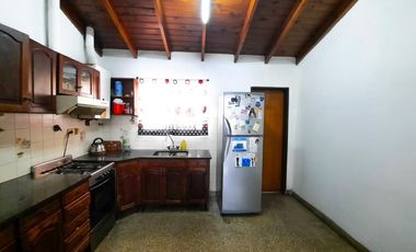 VENTA CASA C/LOCAL 3 AMB 263 M2 VALENTIN ALSINA