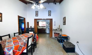 VENTA CASA C/LOCAL 3 AMB 263 M2 VALENTIN ALSINA