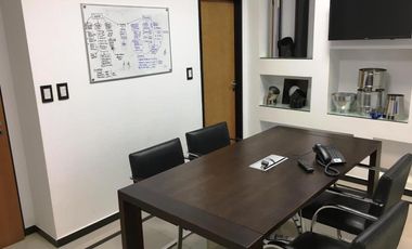 Galpón de 947 m2 cub en Sarandí