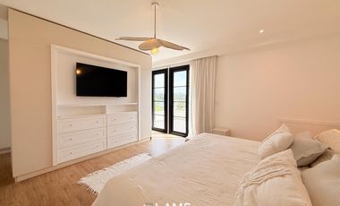 Venta - Casa 6 ambientes - Arenas del Sur