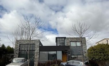 Casa 4 ambientes con pileta en venta - LOTE CENTRAL - Nuevo Quilmes