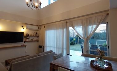 Casa 3D, en Venta en Barrio Privado las Cañitas, Yerba Buena