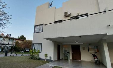 Casa 3D, en Venta en Barrio Privado las Cañitas, Yerba Buena