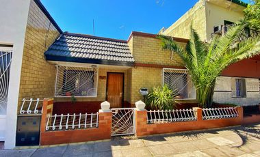 VENTA CASA 2 AMBIENTES 206 M2 VALENTIN ALSINA