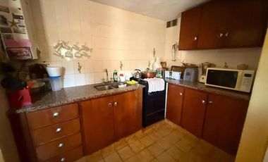 Casa en venta - 6 Dormitorios 4 Baños - Tolosa