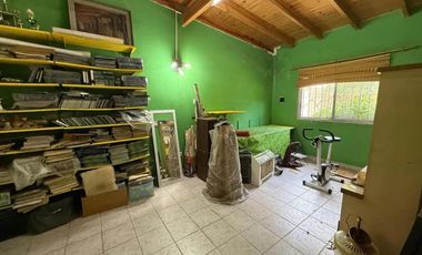 Casa en venta - 6 Dormitorios 4 Baños - Tolosa