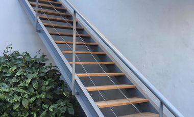 Locales y Propiedad de 5 ambientes. Ideal Inversor