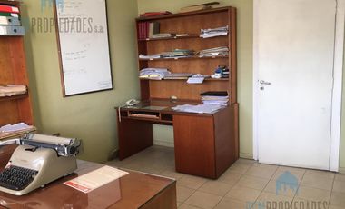 Locales y Propiedad de 5 ambientes. Ideal Inversor