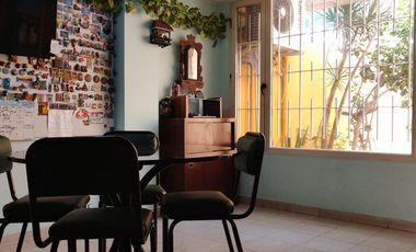 Casa en VENTA 6 amb, pisicina, parrilla, garaje, sotano!