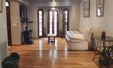 Casa en VENTA 6 amb, pisicina, parrilla, garaje, sotano!