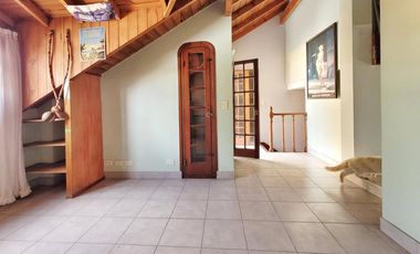 Casa en VENTA 6 amb, pisicina, parrilla, garaje, sotano!