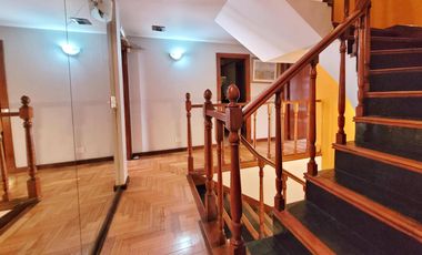 Casa en VENTA 6 amb, pisicina, parrilla, garaje, sotano!