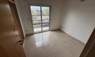 PH en Sarandi Suipacha 600 3 Ambientes