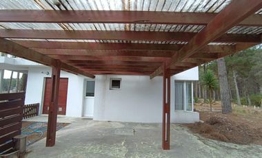 Casa en venta - 4 Dormitorios 3 Baños - Pinamar