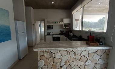 Casa en venta - 4 Dormitorios 3 Baños - Pinamar