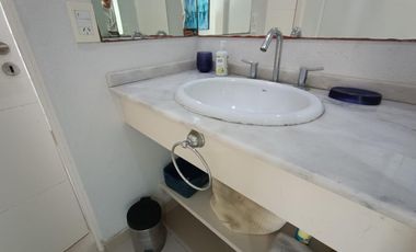 Casa en venta - 4 Dormitorios 3 Baños - Pinamar