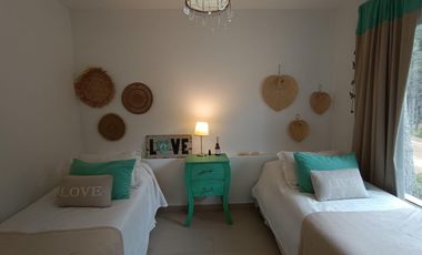 Casa en venta - 4 Dormitorios 3 Baños - Pinamar