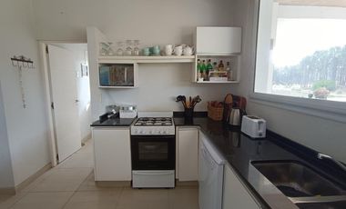 Casa en venta - 4 Dormitorios 3 Baños - Pinamar