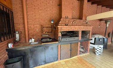 Casa en Temperley Este