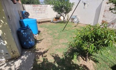 Cómoda casa con departamento de 3 ambientes