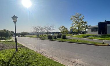 Lote en área 1 perimetral a calle interna San Sebastián