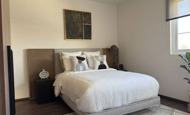 Constanza Petit, Portofino, Metepec