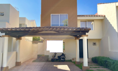 Casa en Venta en Quintas de Monticello, Aguascalientes.