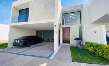 Venta de Casa en St. Angelo, Aguascalientes.