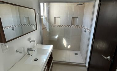 CASA EN RENTA FRACCIONAMIENTO JARDÍN DE LAS FLORES