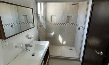 CASA EN RENTA FRACCIONAMIENTO JARDÍN DE LAS FLORES