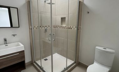 CASA EN RENTA FRACCIONAMIENTO JARDÍN DE LAS FLORES