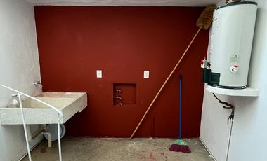 CASA EN RENTA FRACCIONAMIENTO JARDÍN DE LAS FLORES