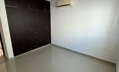 CASA EN RENTA FRACCIONAMIENTO JARDÍN DE LAS FLORES