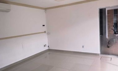 LOCAL EN RENTA EN PLAZA CRISPIN