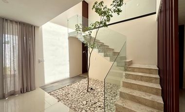 CASA MONICA EN VENTA EN DZITYA